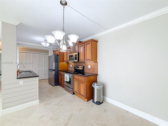 1350 River Reach Dr 118, Fort Lauderdale, FL 33315