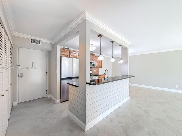 1350 River Reach Dr 118, Fort Lauderdale, FL 33315