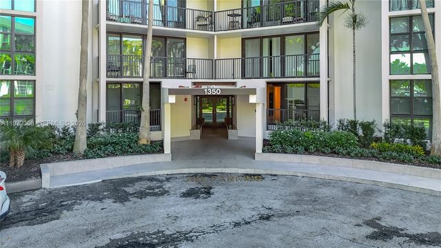 1350 River Reach Dr 118, Fort Lauderdale, FL 33315