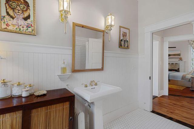 407 Rebecca Ave., Hattiesburg, MS 39401