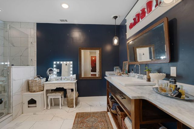 407 Rebecca Ave., Hattiesburg, MS 39401