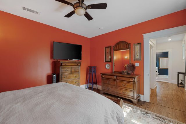 407 Rebecca Ave., Hattiesburg, MS 39401