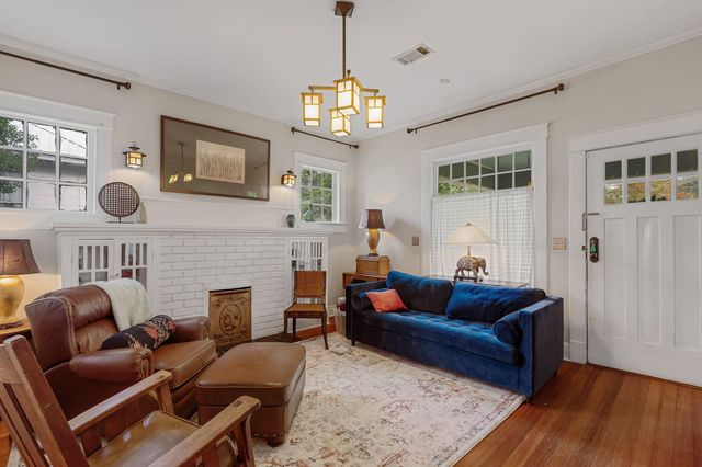 407 Rebecca Ave., Hattiesburg, MS 39401