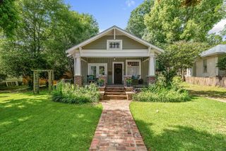 407 Rebecca Ave., Hattiesburg, MS 39401