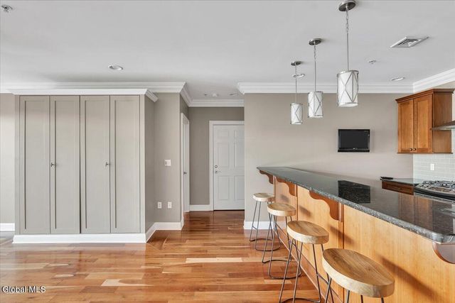 18 Division Street 515, Saratoga Springs, NY 12866