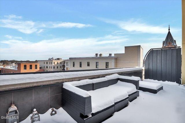 18 Division Street 515, Saratoga Springs, NY 12866