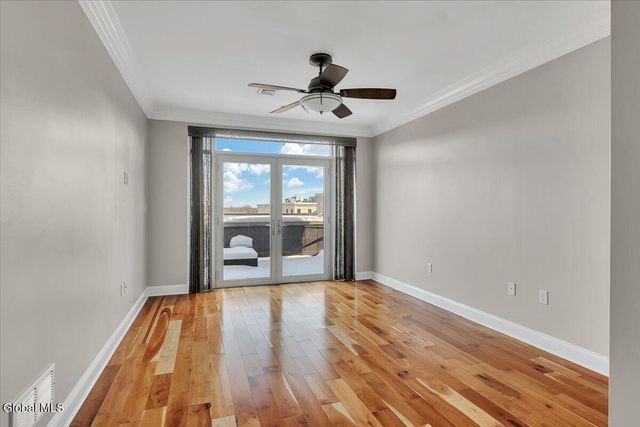 18 Division Street 515, Saratoga Springs, NY 12866