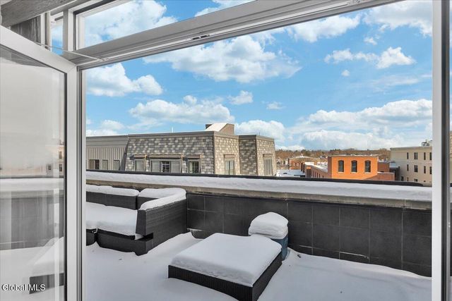 18 Division Street 515, Saratoga Springs, NY 12866