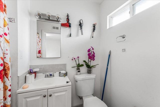 970 Laurel Street W, Oxnard, CA 93033
