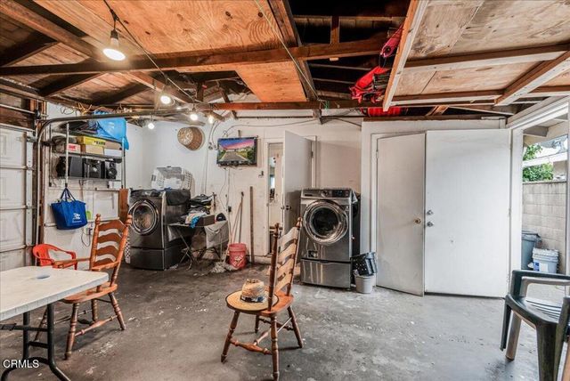 970 Laurel Street W, Oxnard, CA 93033