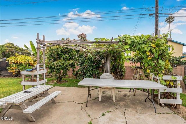 970 Laurel Street W, Oxnard, CA 93033