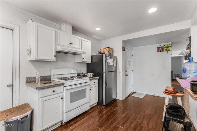 970 Laurel Street W, Oxnard, CA 93033