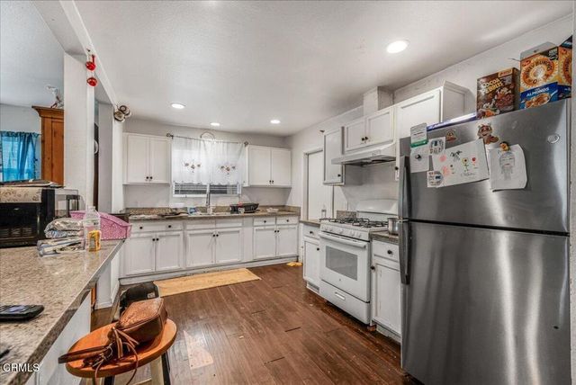 970 Laurel Street W, Oxnard, CA 93033