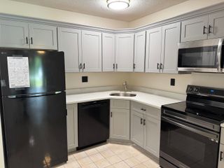 121 Cluff Crossing # 8, Salem, NH 03079