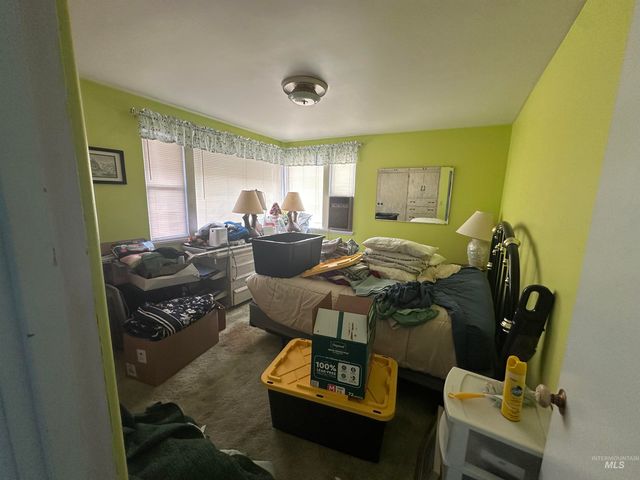 455 Sunrise Blvd N, Twin Falls, ID 83301