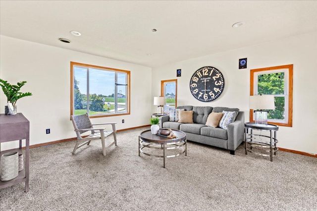3455 Kahler Drive NE, Saint Michael, MN 55376