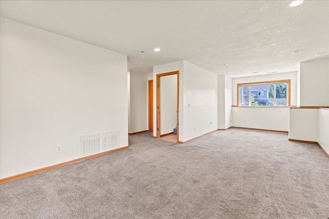 3455 Kahler Drive NE, Saint Michael, MN 55376