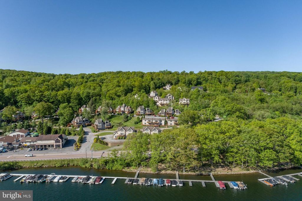 Image 25 of property listing at 181 JEFFREY LN #23A, Oakland, MD 21550