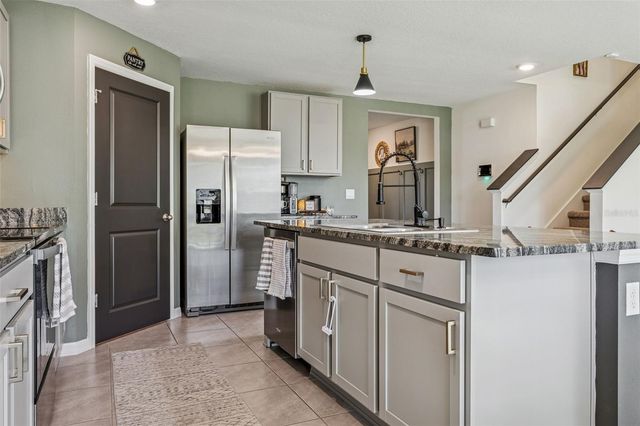 35571 DOVELAND DRIVE, Zephyrhills, FL 33541