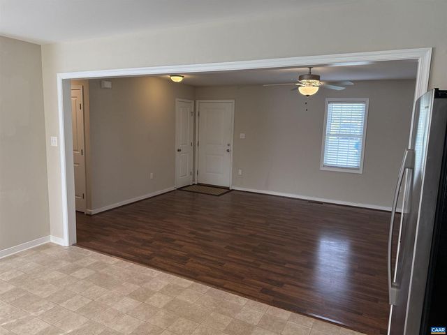 1444 SCHOOL BUS RD, Louisa, VA 23093