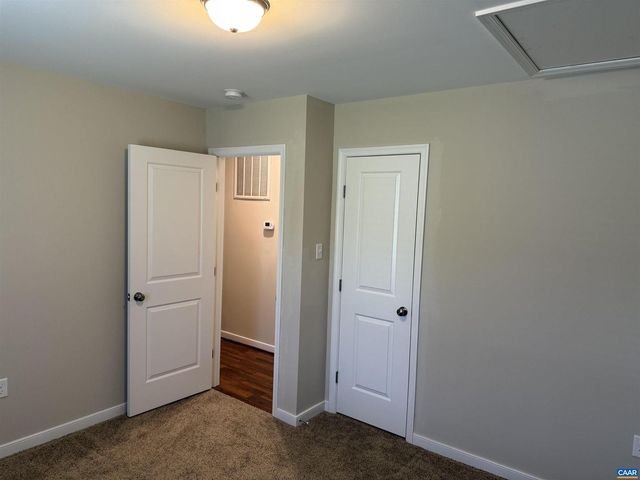 1444 SCHOOL BUS RD, Louisa, VA 23093