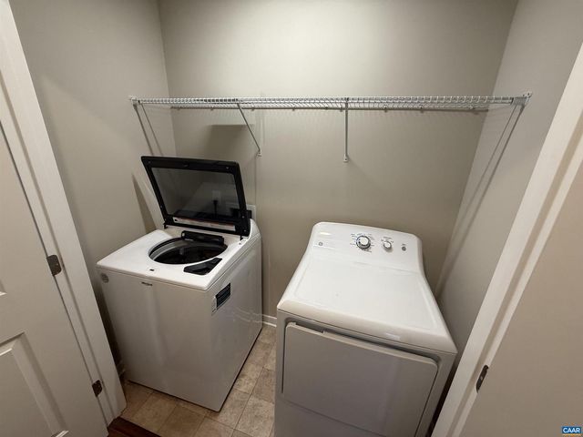 1444 SCHOOL BUS RD, Louisa, VA 23093