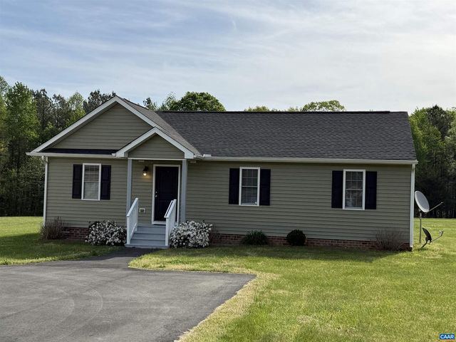 1444 SCHOOL BUS RD, Louisa, VA 23093