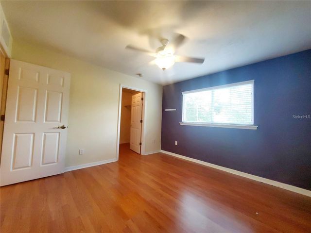 1561 NW 29TH ROAD 8, Gainesville, FL 32605