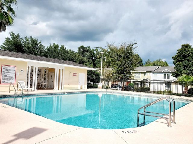 1561 NW 29TH ROAD 8, Gainesville, FL 32605