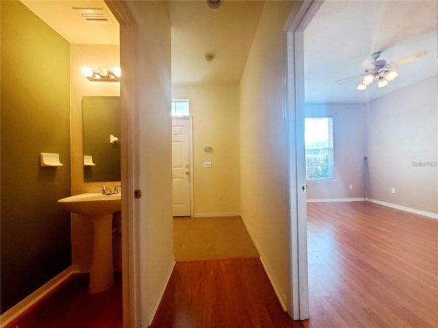 1561 NW 29TH ROAD 8, Gainesville, FL 32605