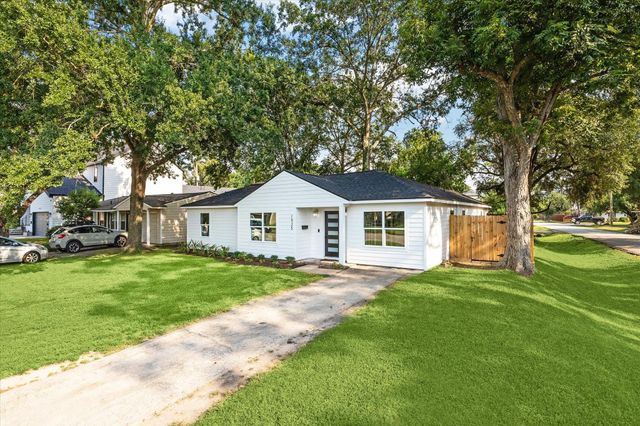 1925 Chippendale Road, Houston, TX 77018