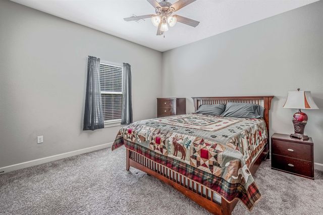 8 Winterberry Drive, Greenbrier, AR 72058