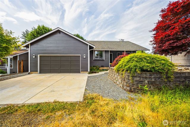 21815 SE 271st Street, Maple Valley, WA 98038