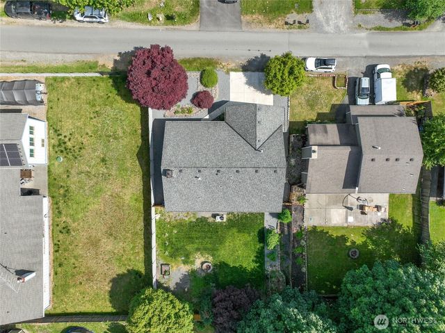 21815 SE 271st Street, Maple Valley, WA 98038