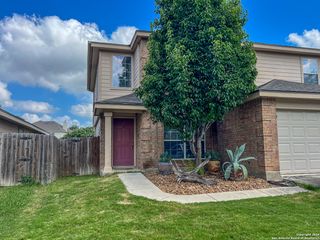 218 VAL VERDE DR, New Braunfels, TX 78130