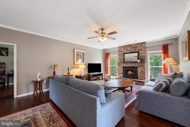 304 MORLYN DR, Stephenson, VA 22656