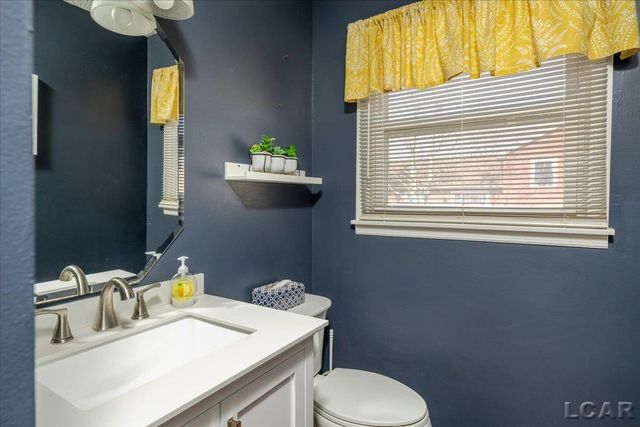 1517 Southwick Drive, Tecumseh, MI 49286