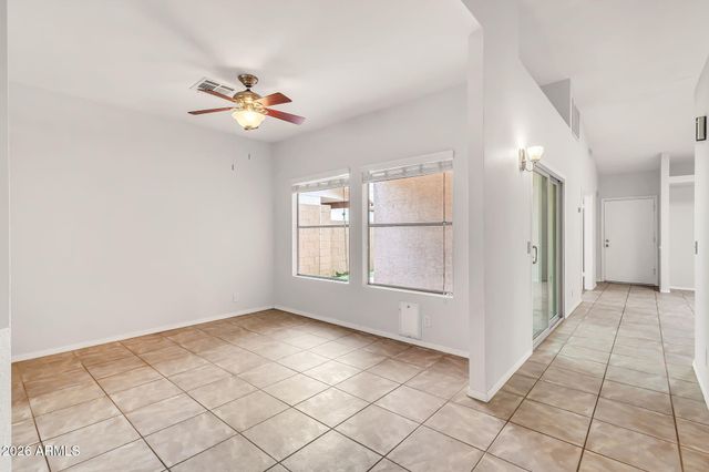 962 E VAUGHN Avenue, Gilbert, AZ 85234