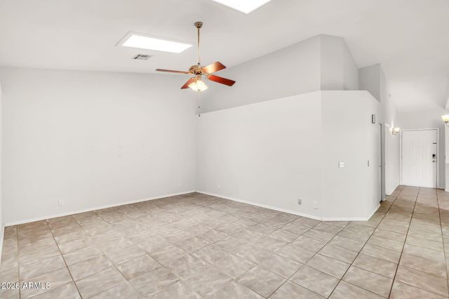 962 E VAUGHN Avenue, Gilbert, AZ 85234