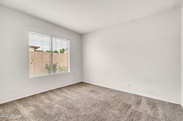 962 E VAUGHN Avenue, Gilbert, AZ 85234