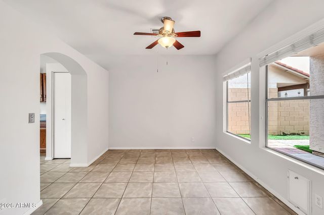 962 E VAUGHN Avenue, Gilbert, AZ 85234