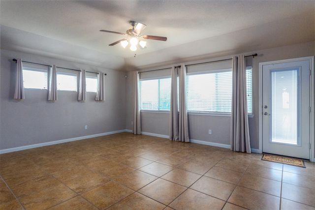 1124 Fulbourne Drive, Anna, TX 75409