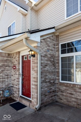 8045 Seabrook Drive, Indianapolis, IN 46237