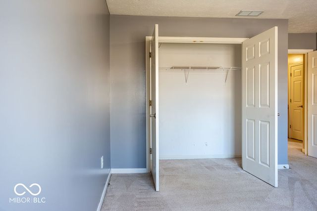 8045 Seabrook Drive, Indianapolis, IN 46237