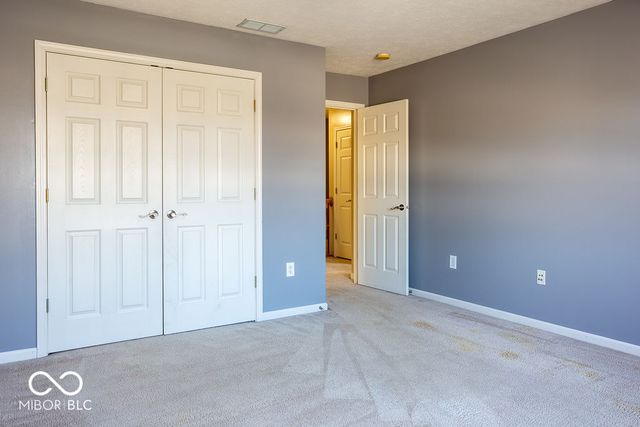 8045 Seabrook Drive, Indianapolis, IN 46237