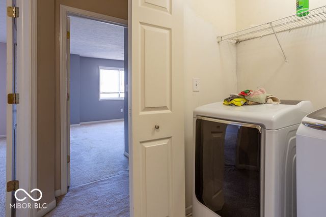 8045 Seabrook Drive, Indianapolis, IN 46237