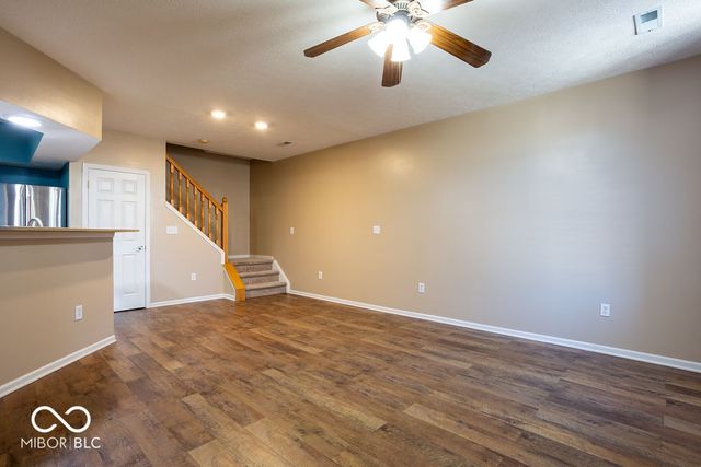 8045 Seabrook Drive, Indianapolis, IN 46237