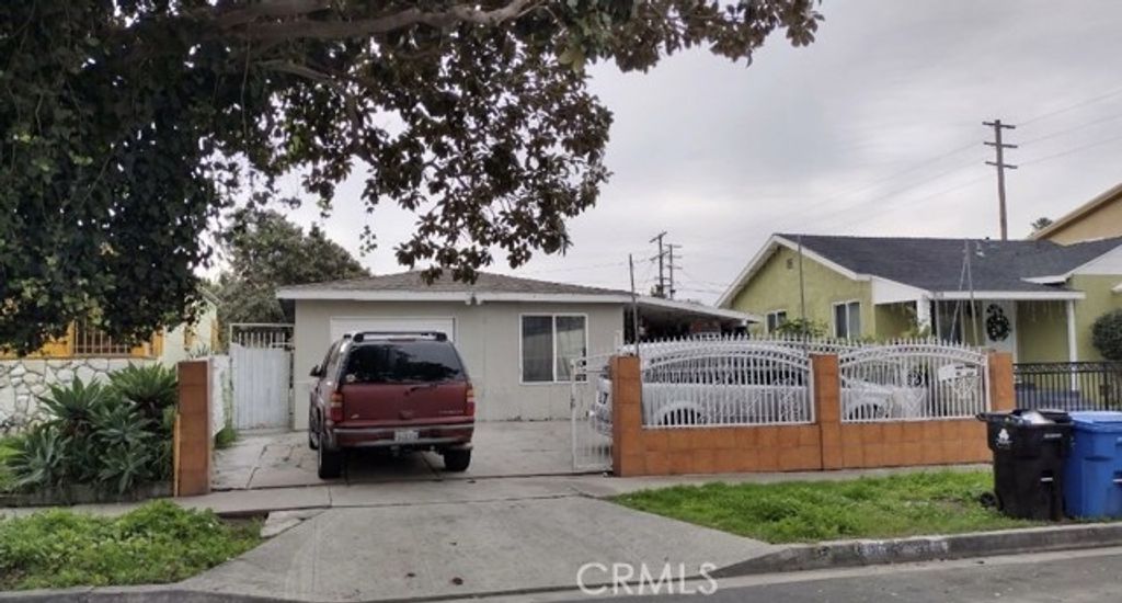 910 E 76th, Los Angeles, CA 90001
