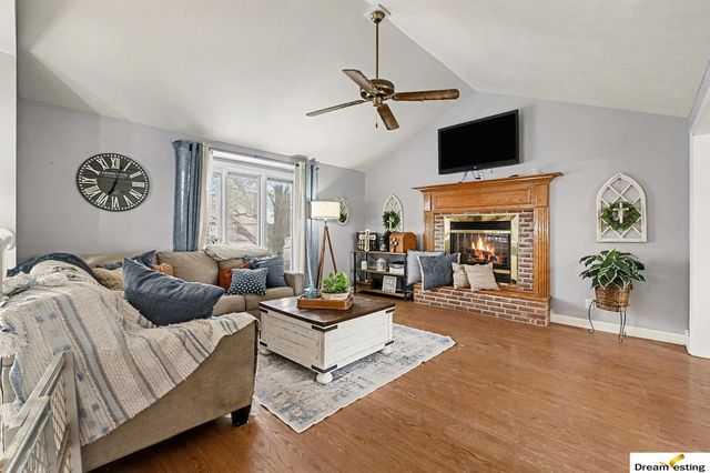 20210 Hopper Street, Elkhorn, NE 68022