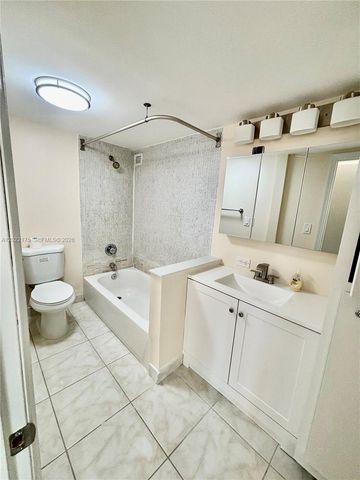 17011 N Bay Rd 1018, Sunny Isles Beach, FL 33160